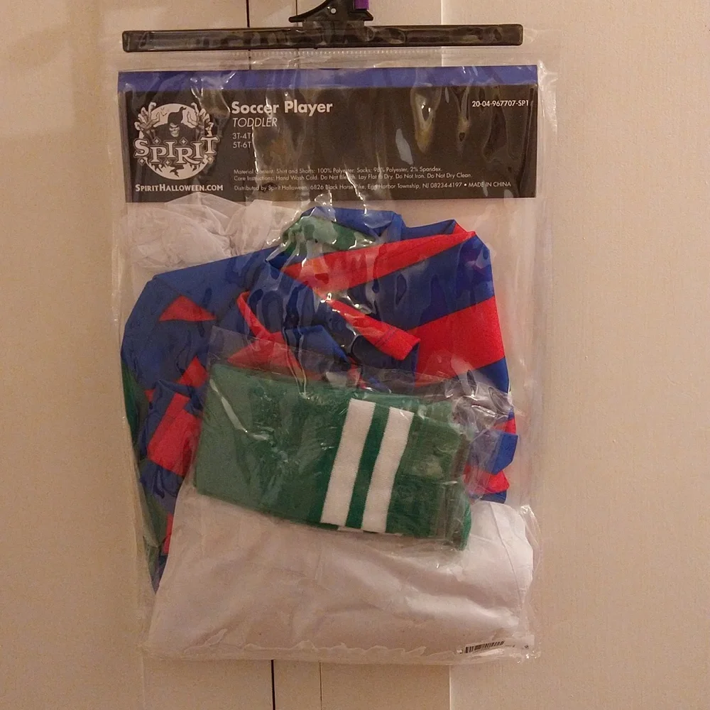 NWOT Spirit soccer player costume Sz 5T-6T great for Halloween - Picture 2 of 7